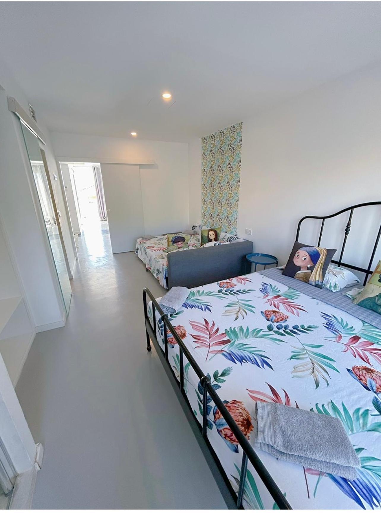 Hug Hotel2022 El Carrer del Canonge Εξωτερικό φωτογραφία
