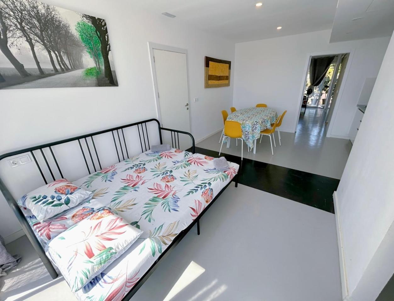 Hug Hotel2022 El Carrer del Canonge Εξωτερικό φωτογραφία