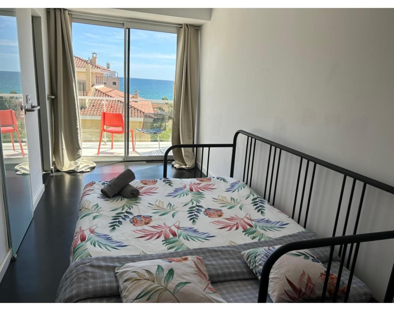 Hug Hotel2022 El Carrer del Canonge Εξωτερικό φωτογραφία